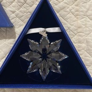 RARE BNIB 2013 Swarovski Christmas Ornament. Never Used.
